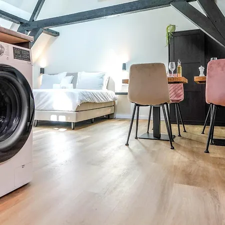 Romantic 35m2 Center