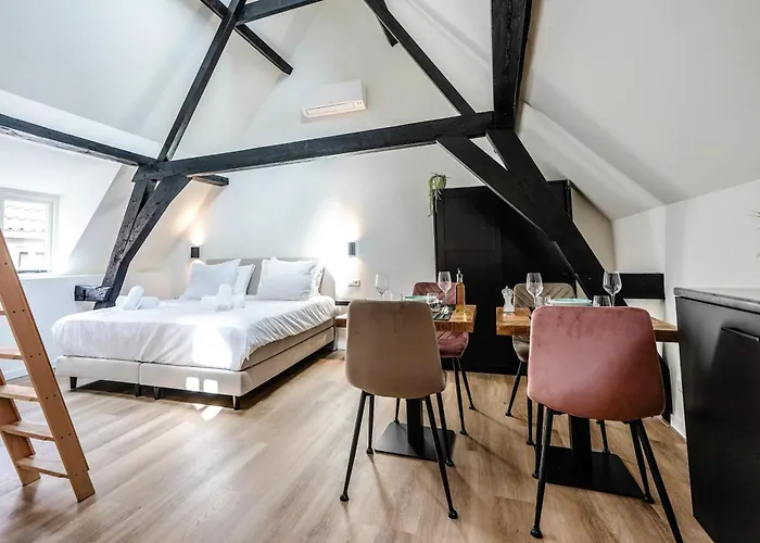 Romantic 35m2 Center